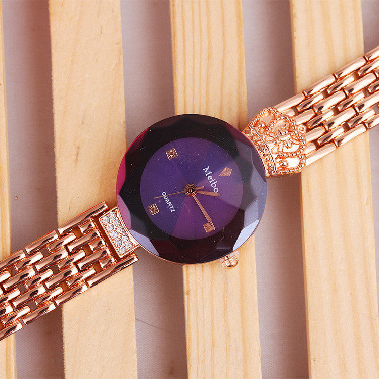 Fashion Women's Alloy Pointer Quartz Wrist Watch