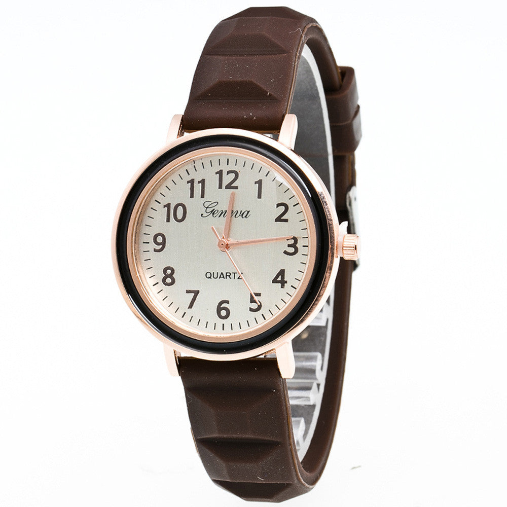 Fashion Women's Pointer Quartz Wrist Watch